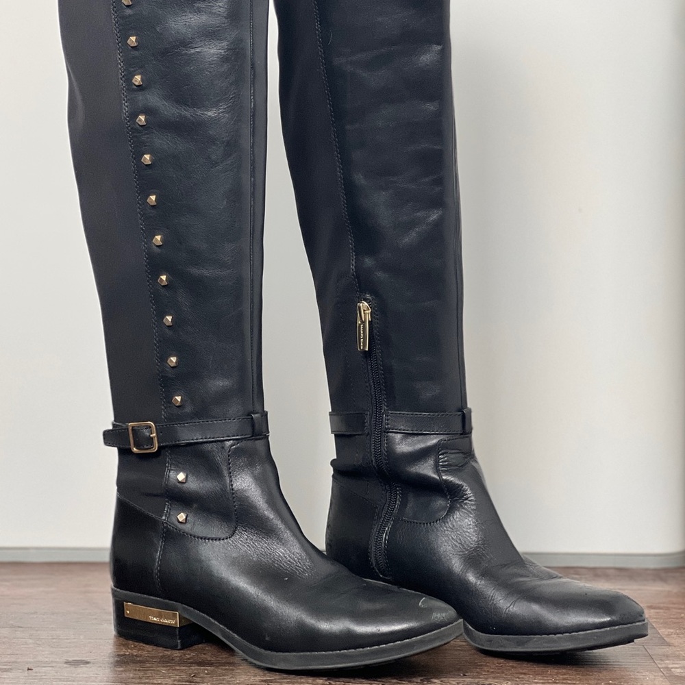 Flat over knee Vince Camuto Pelda boots
